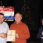 (FOTO) Božićna zabava Croatie Frankfurt sa Glorijom Klišanin ispunila očekivanja igrača, trenera, navijača i sponzora kluba