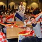 (FOTO) Božićna večera Croatije München: Čestitke mažoretkinjama i veteranima, zahvalnice s grbom Croatije zaslužnima članovima i prijateljima