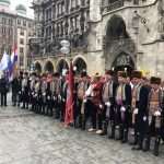 (FOTO) Sinjski alkari mimohodom u Münchenu izazvali veliko zanimanje (FOTO) Sinjski alkari mimohodom u Münchenu izazvali veliko zanimanje