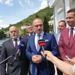(FOTO) Grlić Radman zadovoljan statusom hrvatske manjine u Crnoj Gori: Čuvaju hrvatski identitet, povijest, zajedničku prošlost (FOTO) Grlić Radman zadovoljan statusom hrvatske manjine u Crnoj Gori: Čuvaju hrvatski identitet, povijest, zajedničku prošlost