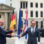 (FOTO) PRIMOPREDAJA PREDSJEDANJA VIJEĆEM EU U BERLINU: Njemačka zahvalila Hrvatskoj na predsjedanju Vijećem EU-a u otežanim okolnostima (FOTO) PRIMOPREDAJA PREDSJEDANJA VIJEĆEM EU U BERLINU: Njemačka zahvalila Hrvatskoj na predsjedanju Vijećem EU-a u otežanim okolnostima