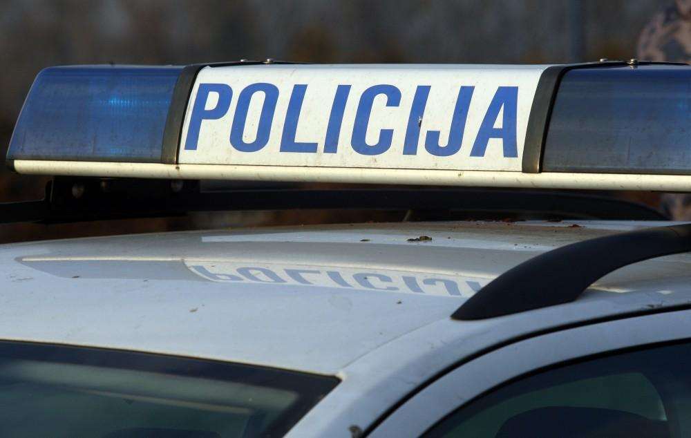 policija