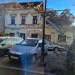 (FOTO) ULICE PUNE RUŠEVINA: Spašavatelji iz cijele Hrvatske krenuli u Petrinju