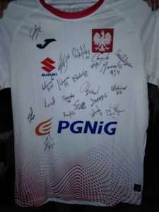 NASTAVLJENA AKCIJA PRODAJE DRESOVA U POLJSKOJ ZA BANOVINU: Rukometaši Domagoj Duvnjak i Zlatko Horvat poslali svoje pakete, Mario Maloča poslao dres Lechie Gdańsk