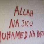UVREDLJIVE PORUKE: Grafitima oskrvnuta crkva u Bihaću, osude vlasti i Islamske zajednice Bihac crkva jpg