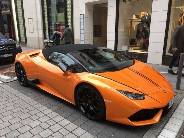 Lamborghini -navid alpha
