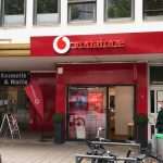 (FOTO i VIDEO) NESTVARNE SCENE IZ DARMSTADTA: Trgovine otvorene, ljudi opušteni - korone kao da ni nema vodafon darmstadt