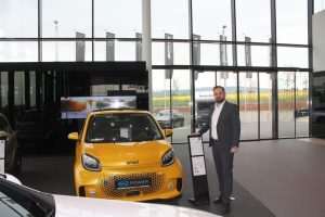 MERCEDES JE VIŠE OD AUTA: Razgovor s Damirom Tokićem, voditeljem prodaje mercedesa za jugoistočnu Europu u Autohaus Gruppe Senger u Oberurselu MERCEDES JE VIŠE OD AUTA: Razgovor s Damirom Tokićem, voditeljem prodaje mercedesa za jugoistočnu Europu u Autohaus Gruppe Senger u Oberurselu
