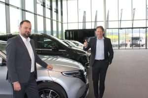 MERCEDES JE VIŠE OD AUTA: Razgovor s Damirom Tokićem, voditeljem prodaje mercedesa za jugoistočnu Europu u Autohaus Gruppe Senger u Oberurselu MERCEDES JE VIŠE OD AUTA: Razgovor s Damirom Tokićem, voditeljem prodaje mercedesa za jugoistočnu Europu u Autohaus Gruppe Senger u Oberurselu