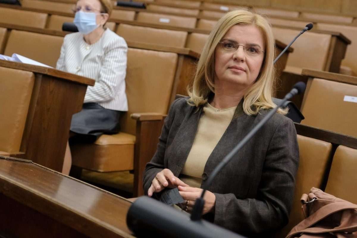 Zlata Djurdjevic