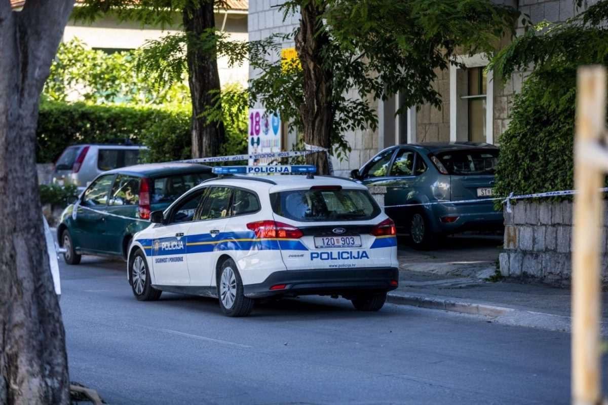 policija