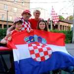 (FOTO) UVIJEK UZ VATRENE: Hrvatski navijači iz Stuttgarta su bodrili hrvatske nogometaše (FOTO) UVIJEK UZ VATRENE: Hrvatski navijači iz Stuttgarta su bodrili hrvatske nogometaše