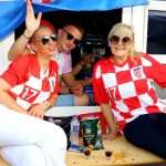 (FOTO) UVIJEK UZ VATRENE: Hrvatski navijači iz Stuttgarta su bodrili hrvatske nogometaše (FOTO) UVIJEK UZ VATRENE: Hrvatski navijači iz Stuttgarta su bodrili hrvatske nogometaše