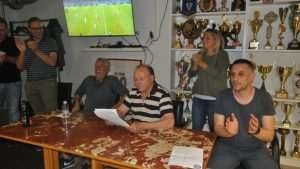 (FOTO) HAJDUK ZÜRICH : Krešimir Stanić ostaje na čelu kluba, za dopredsjednika izabran Dragan Kovačević (FOTO) HAJDUK ZÜRICH : Krešimir Stanić ostaje na čelu kluba, za dopredsjednika izabran Dragan Kovačević