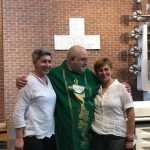 (FOTO) Nakon 24 godine od vjernika u Karbenu se oprostio fra Marijan Petričević (FOTO) Nakon 24 godine od vjernika u Karbenu se oprostio fra Marijan Petričević
