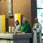(FOTO) Nakon 24 godine od vjernika u Karbenu se oprostio fra Marijan Petričević (FOTO) Nakon 24 godine od vjernika u Karbenu se oprostio fra Marijan Petričević