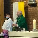 (FOTO) Nakon 24 godine od vjernika u Karbenu se oprostio fra Marijan Petričević (FOTO) Nakon 24 godine od vjernika u Karbenu se oprostio fra Marijan Petričević