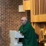 (FOTO) Nakon 24 godine od vjernika u Karbenu se oprostio fra Marijan Petričević (FOTO) Nakon 24 godine od vjernika u Karbenu se oprostio fra Marijan Petričević