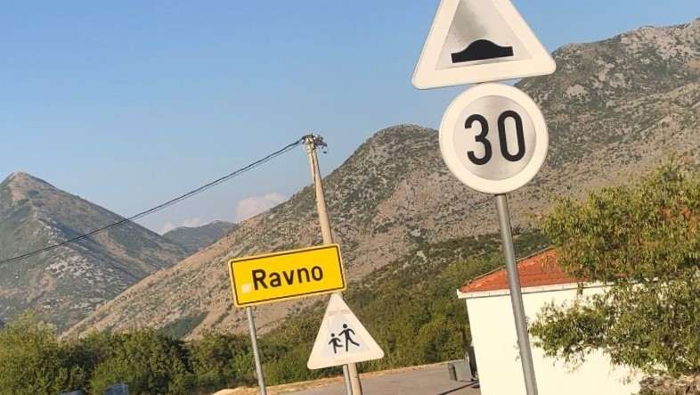 ravno