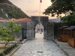 (FOTO I VIDEO) SPASILI 60 TONA SOLI: Rukometaši RKHM Dubrovnik odazvali se pozivu iz Stona za berbu soli (FOTO I VIDEO) SPASILI 60 TONA SOLI: Rukometaši RKHM Dubrovnik odazvali se pozivu iz Stona za berbu soli