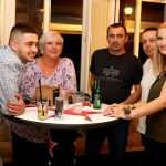 (FOTO) GOTOVO KAO NEKAD: Velik broj ljudi se okupio na koncertu u Stuttgartu i zabavljali uz dobru glazbu (FOTO) GOTOVO KAO NEKAD: Velik broj ljudi se okupio na koncertu u Stuttgartu i zabavljali uz dobru glazbu