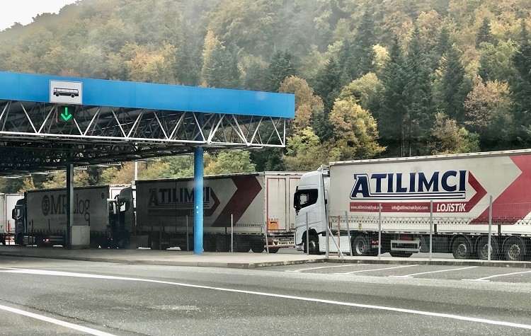 granica slovenija kamioni