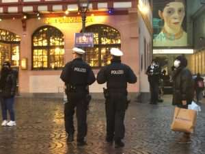 (VIDEO) BOŽIĆNI SAJAM U FRANKFURTU: Čaroliju predbožićnog raspoloženja umnogome remete mjere ograničenja Bozicni sajam Frankfurt