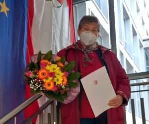 VRIJEDNO PRIZNANJE TATJANI DOBSA: Grad Neu-Isenburg uručio "Hugenottenmedaille" za dugogodišnji humanitarni rad