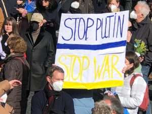 FRANKFURT/MÜNCHEN/STUTTGART: Zaustavite Putina! - Na tisuće prosvjednika u Njemačkoj izrazili solidarnost s ukrajinskim narodom FRANKFURT/MÜNCHEN/STUTTGART: Zaustavite Putina! - Na tisuće prosvjednika u Njemačkoj izrazili solidarnost s ukrajinskim narodom
