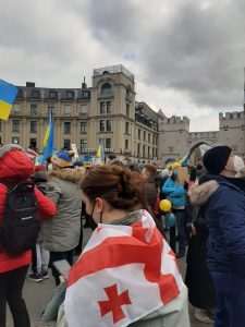 FRANKFURT/MÜNCHEN/STUTTGART: Zaustavite Putina! - Na tisuće prosvjednika u Njemačkoj izrazili solidarnost s ukrajinskim narodom FRANKFURT/MÜNCHEN/STUTTGART: Zaustavite Putina! - Na tisuće prosvjednika u Njemačkoj izrazili solidarnost s ukrajinskim narodom