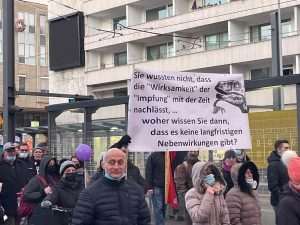 (FOTO i VIDEO) PROSVJED U FRANKFURTU: Među prosvjednicima u Frankfurtu bili i Hrvati (FOTO i VIDEO) PROSVJED U FRANKFURTU: Među prosvjednicima u Frankfurtu bili i Hrvati