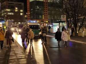 (FOTO i VIDEO) PROSVJEDI PROTIV KORONA MJERA U STUTTGARTU: Prosvjednici dali novo značenje pravilu 3G