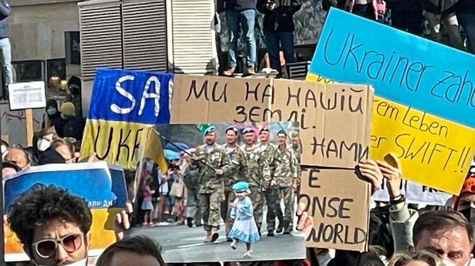 prosvjed ukrajina FFM