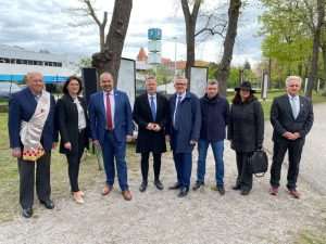 (FOTO) 351. OBLJETNICA POGUBLJENJA: U Bečkom Novom Mjestu svečano otkriven spomenik Zrinskom i Frankopanu (FOTO) 351. OBLJETNICA POGUBLJENJA: U Bečkom Novom Mjestu svečano otkriven spomenik Zrinskom i Frankopanu