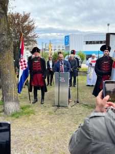 (FOTO) 351. OBLJETNICA POGUBLJENJA: U Bečkom Novom Mjestu svečano otkriven spomenik Zrinskom i Frankopanu (FOTO) 351. OBLJETNICA POGUBLJENJA: U Bečkom Novom Mjestu svečano otkriven spomenik Zrinskom i Frankopanu
