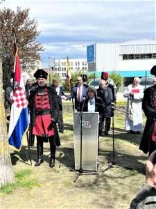 (FOTO) 351. OBLJETNICA POGUBLJENJA: U Bečkom Novom Mjestu svečano otkriven spomenik Zrinskom i Frankopanu (FOTO) 351. OBLJETNICA POGUBLJENJA: U Bečkom Novom Mjestu svečano otkriven spomenik Zrinskom i Frankopanu