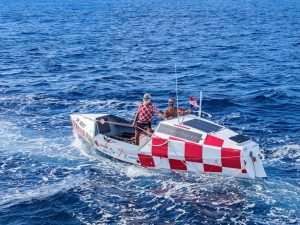 (FOTO I VIDEO) UZ BOŽJU POMOĆ NA FENIXU: Dvojica hrvatskih branitelja preveslali Atlantski ocean i ušli u povijest (FOTO I VIDEO) UZ BOŽJU POMOĆ NA FENIXU: Dvojica hrvatskih branitelja preveslali Atlantski ocean i ušli u povijest