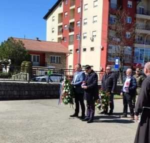 (FOTO) 30. OBLJETNICA UTEMELJENJA HVO-a: Kotorvarošani iz Stuttgarta i generalni konzul RH u Banjoj Luci zajedno u Kotor Varošu (FOTO) 30. OBLJETNICA UTEMELJENJA HVO-a: Kotorvarošani iz Stuttgarta i generalni konzul RH u Banjoj Luci zajedno u Kotor Varošu