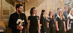LITURGIJSKA POSLASTICA U BEČU: Varaždinski zbor mladih “Via” i  solisti oduševili Papandopulovom “Hrvatskom misom”
