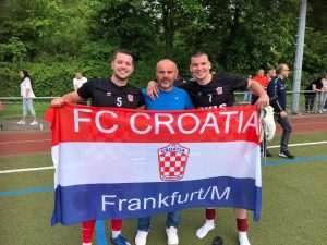 GOLIJADA U FRANKFURTU: Croatija slavila u hrvatskom derbiju protiv Posavine, gledatelji vidjeli 9 pogodaka GOLIJADA U FRANKFURTU: Croatija slavila u hrvatskom derbiju protiv Posavine, gledatelji vidjeli 9 pogodaka