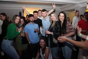 (FOTO) DALMATINO U DORTMUNDU: Publika u glas pjevala sve hitove popularnog benda