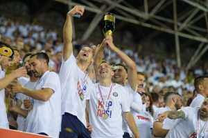 (FOTO) FANTASTIČNO FINALE NA POLJUDU: Hajduk u odličnoj utakmici savladao Rijeku i donio Rabuzinovo sunce u Split HAJDUK