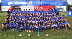 (FOTOGALERIJA) KAMP GNK DINAMO U STUTTGARTU: Više od 60 mladih nogometaša i nogometašica trenira pod paskom Dinamovih trenera (FOTOGALERIJA) KAMP GNK DINAMO U STUTTGARTU: Više od 60 mladih nogometaša i nogometašica trenira pod paskom Dinamovih trenera