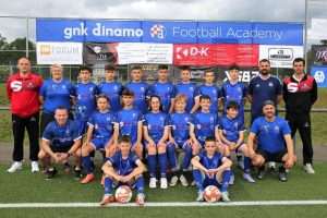 (FOTOGALERIJA) KAMP GNK DINAMO U STUTTGARTU: Više od 60 mladih nogometaša i nogometašica trenira pod paskom Dinamovih trenera (FOTOGALERIJA) KAMP GNK DINAMO U STUTTGARTU: Više od 60 mladih nogometaša i nogometašica trenira pod paskom Dinamovih trenera