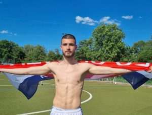 SAČUVALI LIGAŠKI STATUS: Croatia Frankfurt je uvjerljivom 4:0 pobjedom osigurala igranje u najvišoj ligi Frankfurta SAČUVALI LIGAŠKI STATUS: Croatia Frankfurt je uvjerljivom 4:0 pobjedom osigurala igranje u najvišoj ligi Frankfurta