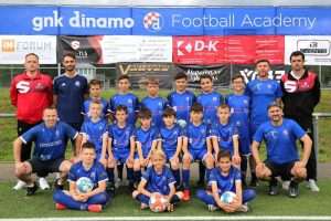 (FOTOGALERIJA) KAMP GNK DINAMO U STUTTGARTU: Više od 60 mladih nogometaša i nogometašica trenira pod paskom Dinamovih trenera (FOTOGALERIJA) KAMP GNK DINAMO U STUTTGARTU: Više od 60 mladih nogometaša i nogometašica trenira pod paskom Dinamovih trenera