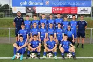 (FOTOGALERIJA) KAMP GNK DINAMO U STUTTGARTU: Više od 60 mladih nogometaša i nogometašica trenira pod paskom Dinamovih trenera (FOTOGALERIJA) KAMP GNK DINAMO U STUTTGARTU: Više od 60 mladih nogometaša i nogometašica trenira pod paskom Dinamovih trenera