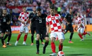DEBAKL HRVATSKE REPREZENTACIJE: Austrijanci slavili u Osijeku, ni Luka Modrić nije uspio pokrenuti umrtvljenu Hrvatsku Hrvatska - Austrija