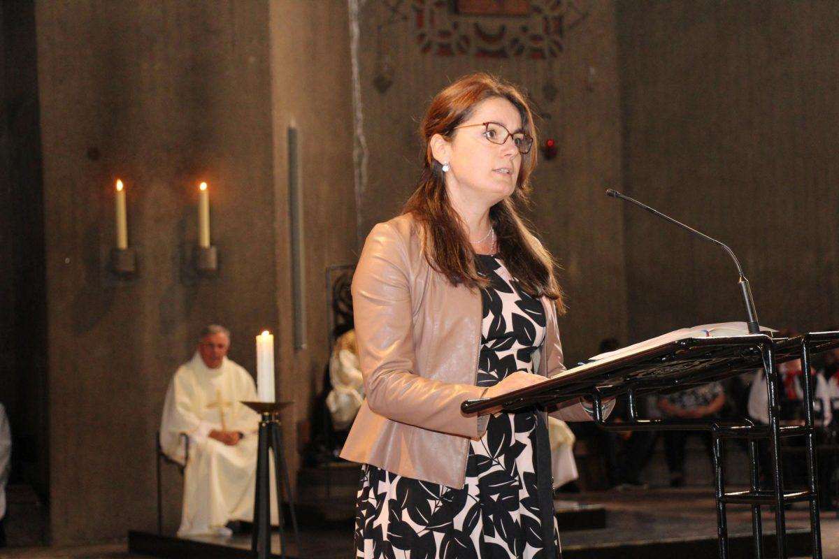 (FOTO) NAKON DVIJE GODINE: Hrvatski vjernici ponovno hodočastili Majci Božjoj u Neviges (FOTO) NAKON DVIJE GODINE: Hrvatski vjernici ponovno hodočastili Majci Božjoj u Neviges