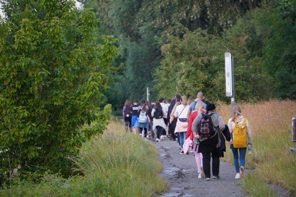(FOTO) PUT DUG 31 KILOMETAR: Hodočasnici HKZ Mainz pješačili iz Mainza do marijanskog svetišta Marienthal (FOTO) PUT DUG 31 KILOMETAR: Hodočasnici HKZ Mainz pješačili iz Mainza do marijanskog svetišta Marienthal
